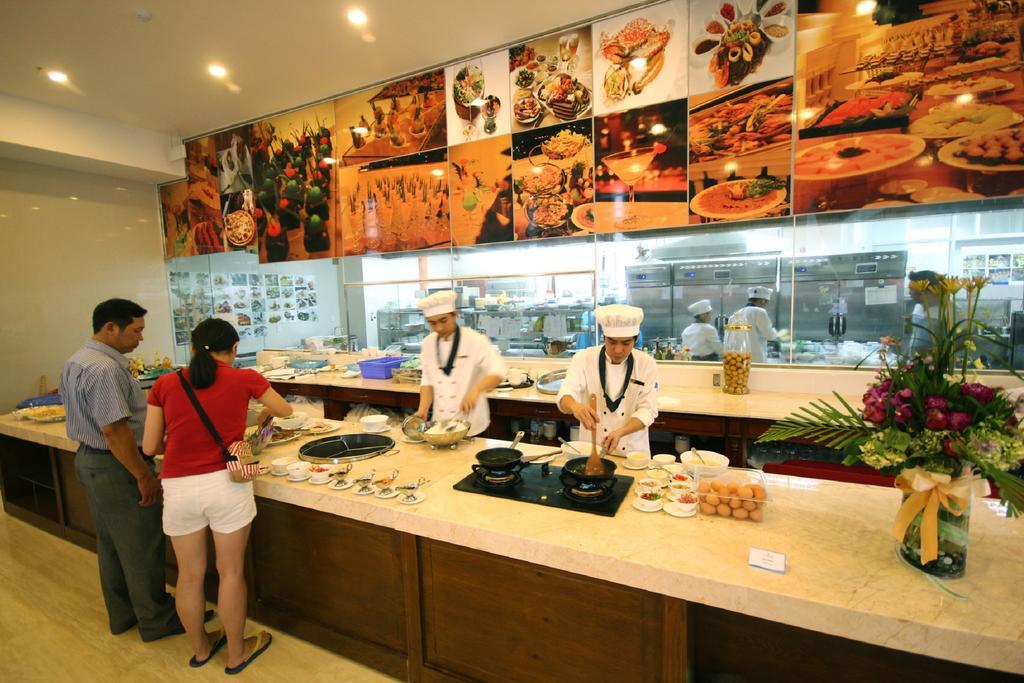 Palace 4* Nha Trang