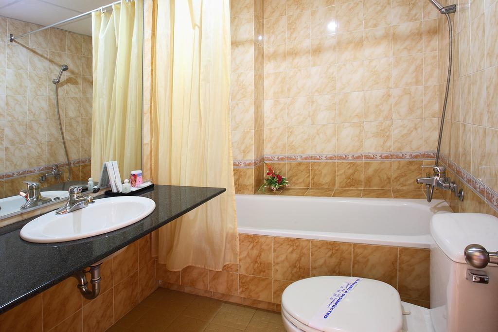 Truong Giang Hotel