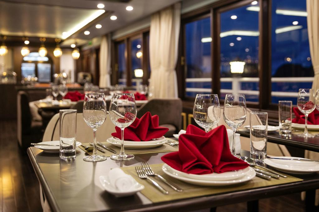 Halong Athena Cruise 5* Ha Long