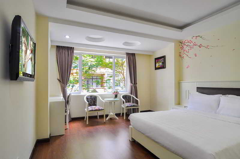 Asian Ruby Center Point & Khách sạn
