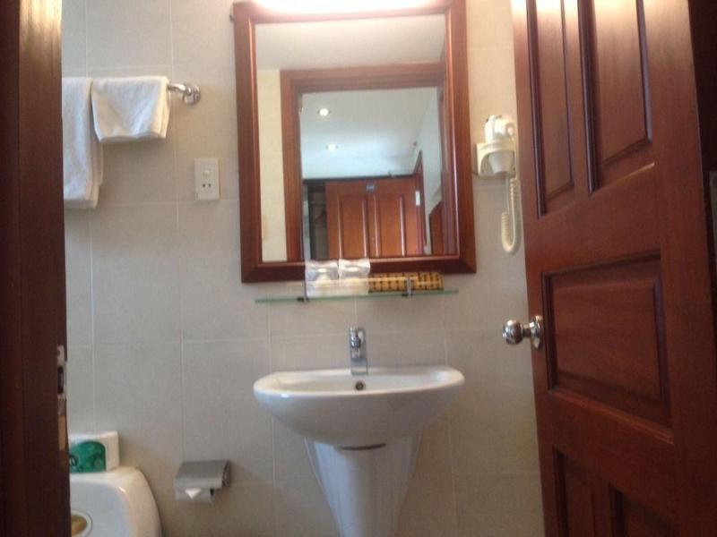C Hotel- De Tham Bui Vien Walking Street 3*