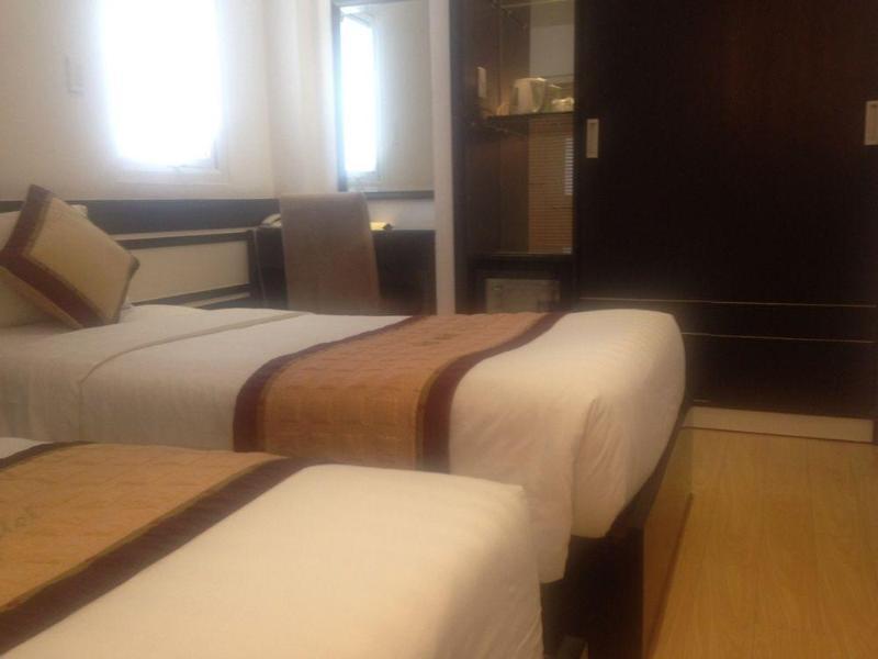 C Hotel- De Tham Bui Vien Walking Street