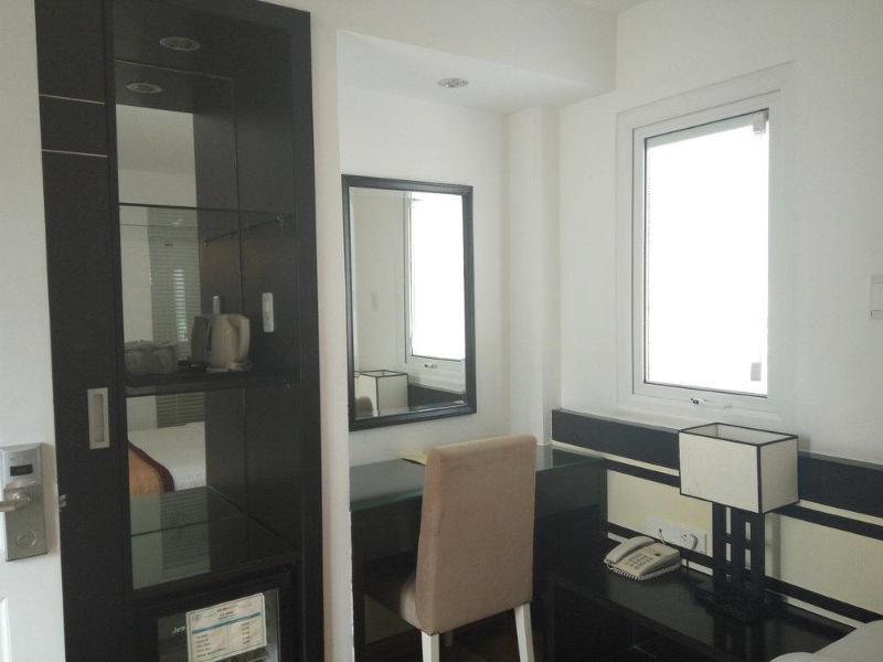 C Hotel- De Tham Bui Vien Walking Street 3* Ho Chi Minh City