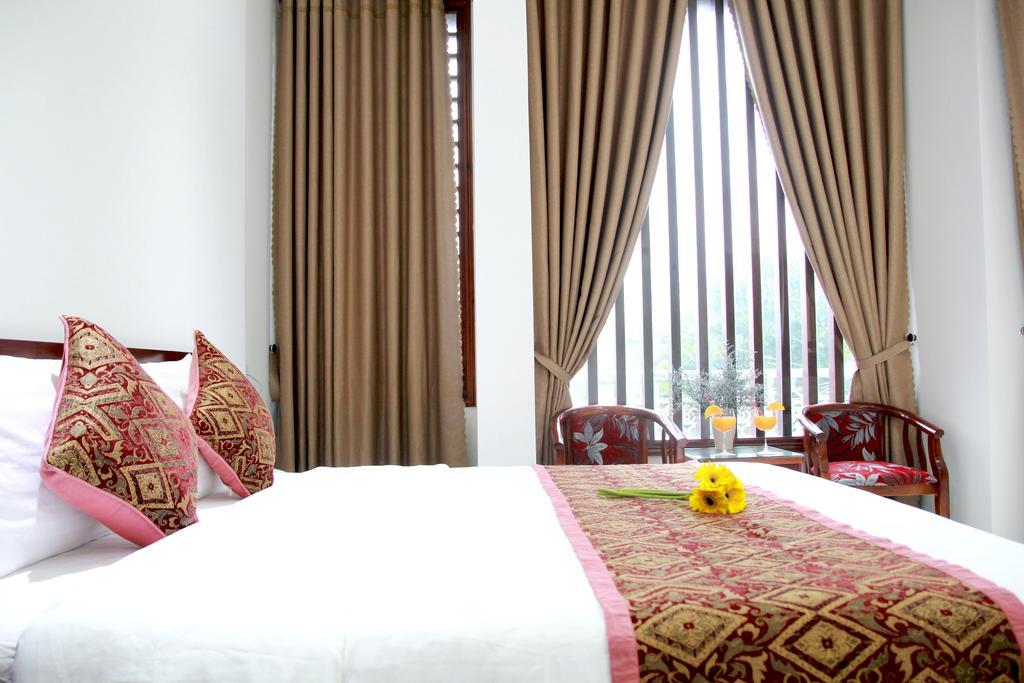 Golden Horse Villa *