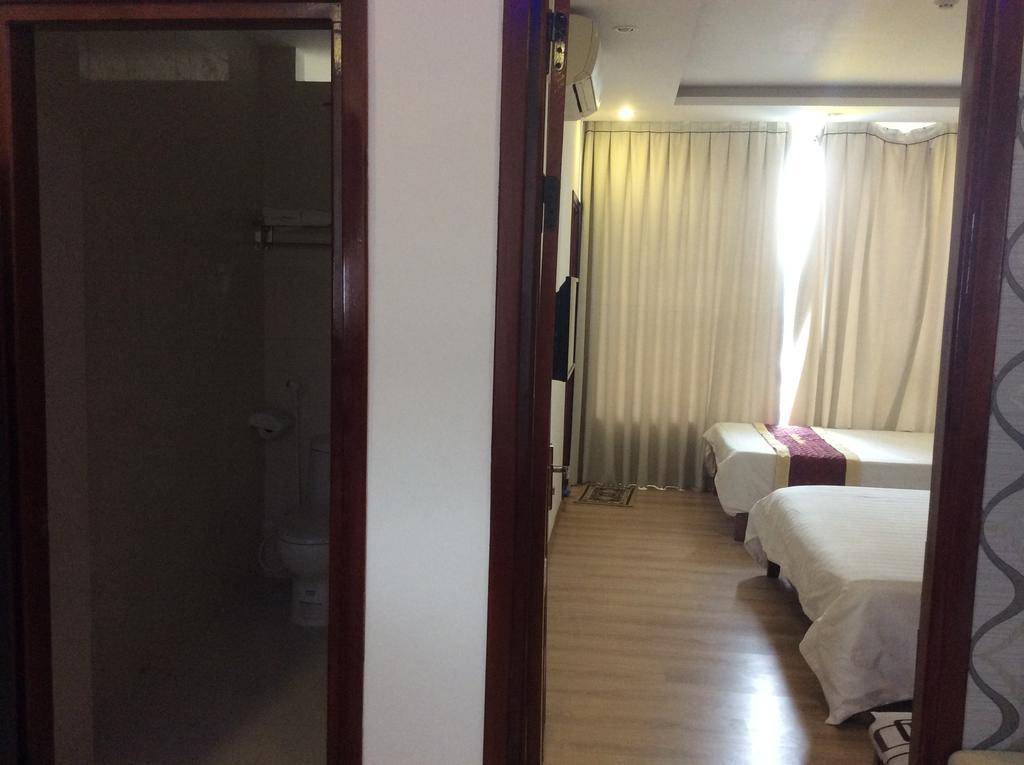 Hotel Phuong Tung Hotel 2*