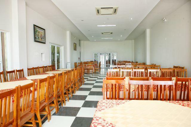 Kim Ngan 2 3* Cua Lo