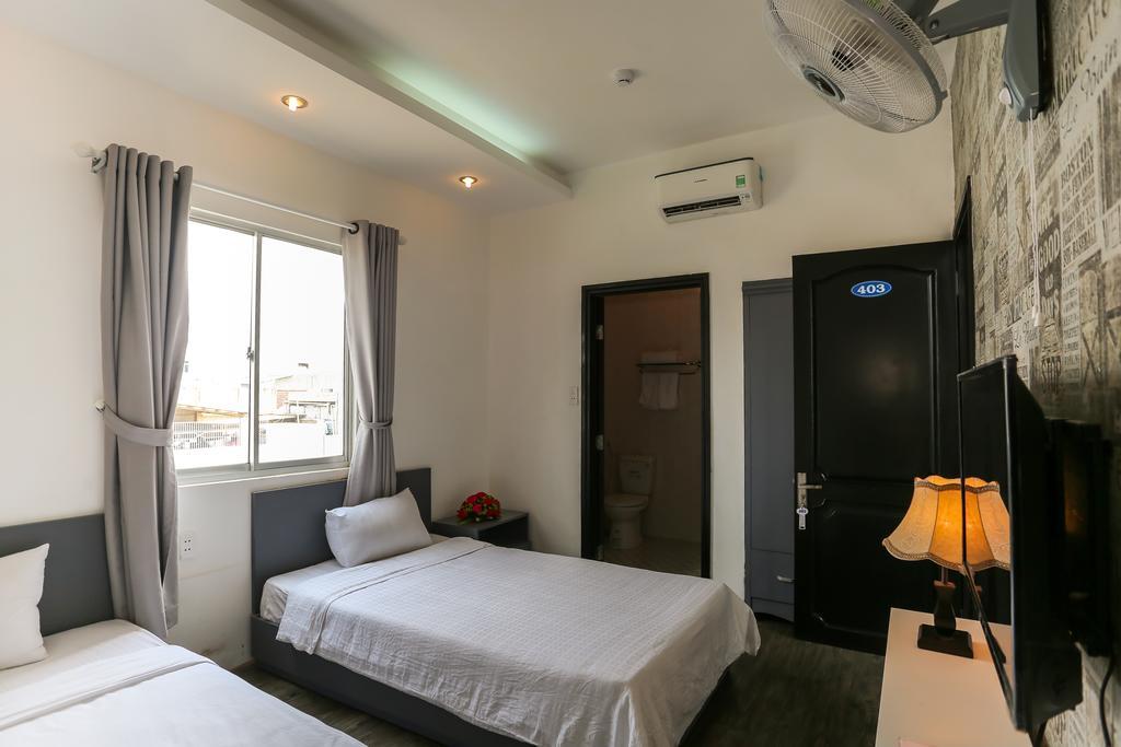 Danang Center Hotel *