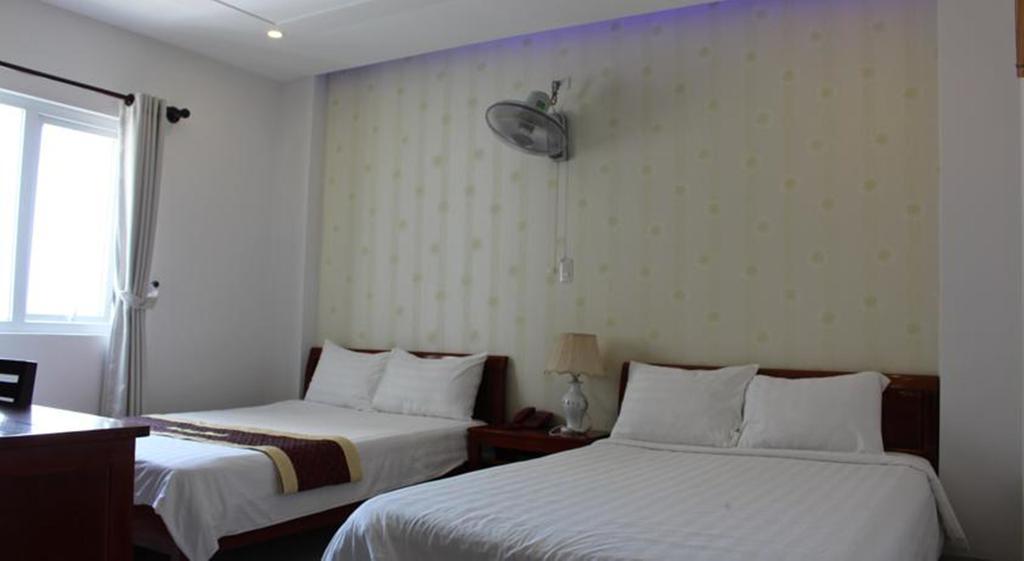 Phuong Tung Hotel 2*