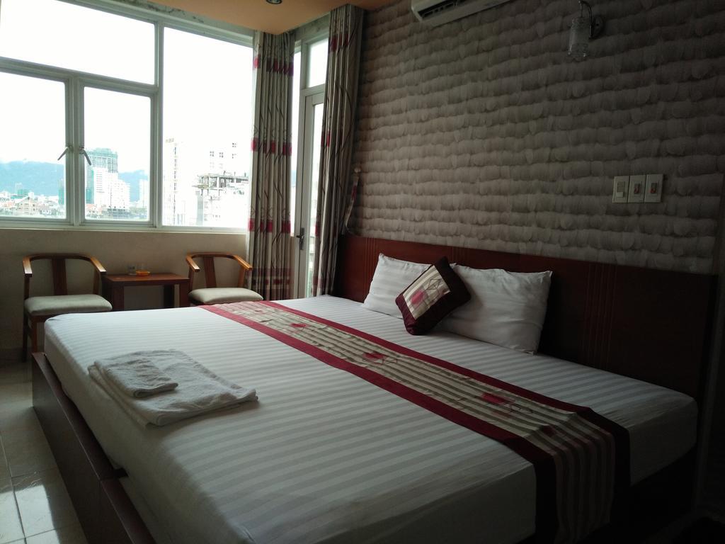 Hotel Huu Nguyen *
