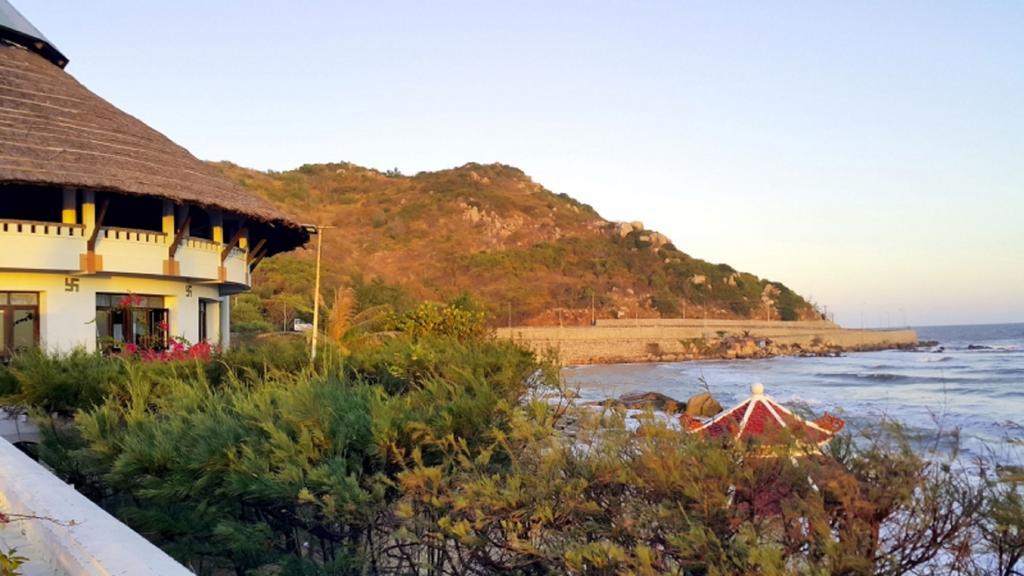 Long Hai Beach Resort