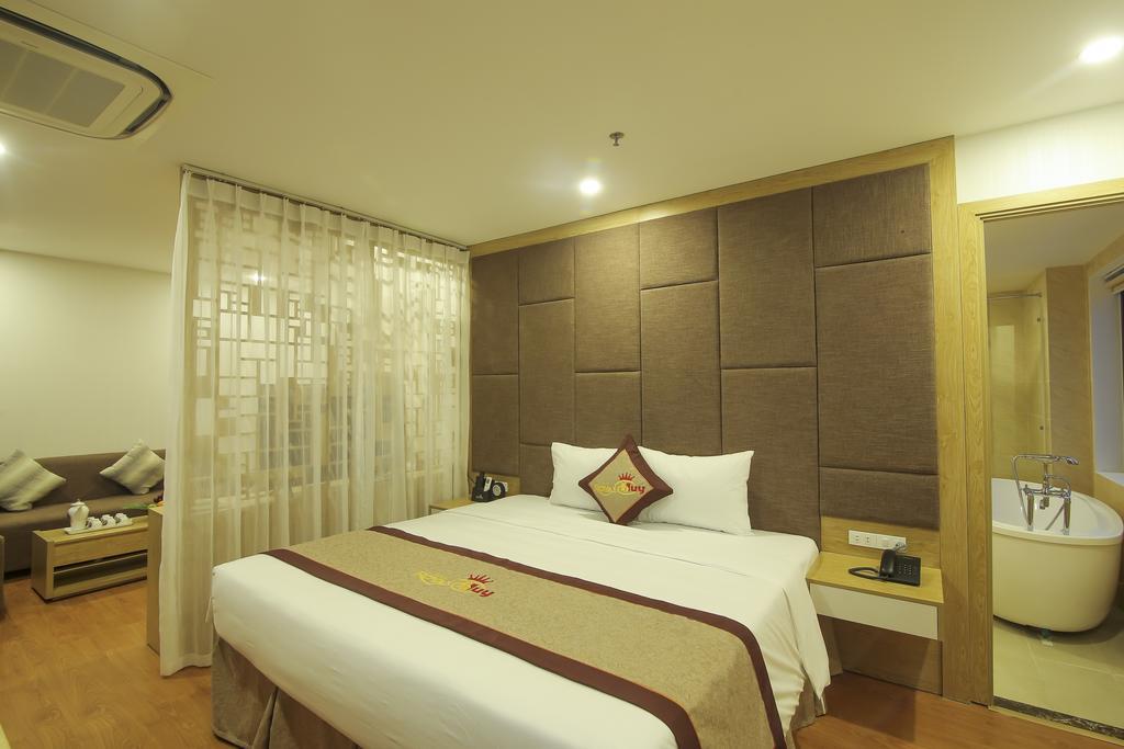 Royal Huy Hotel 3*