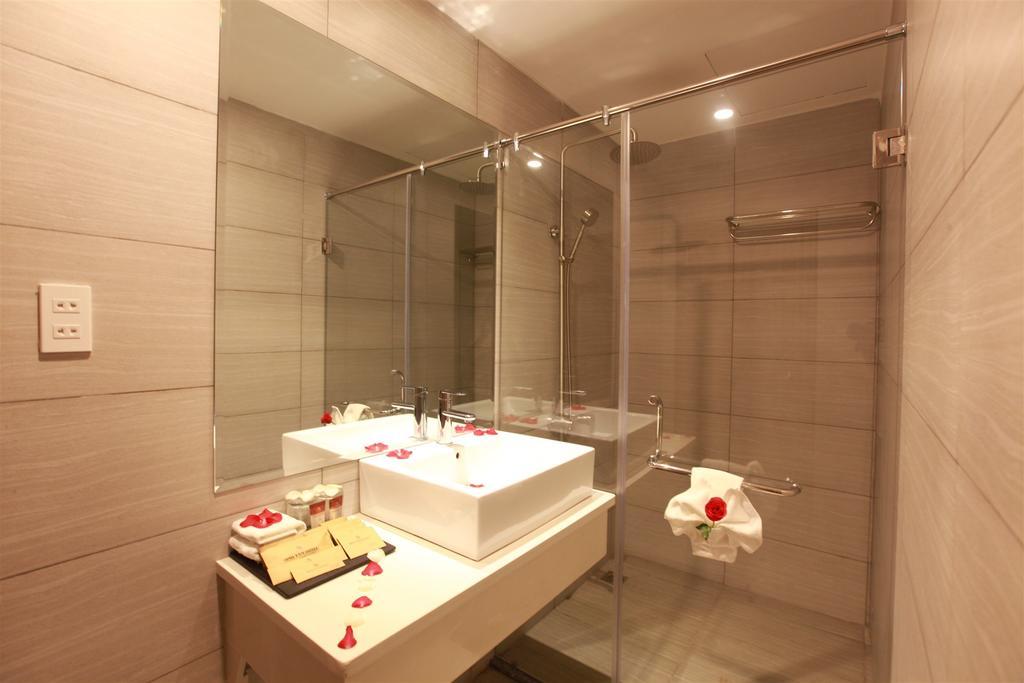 Hotel Minh Tam & 3/2 Ho Chi Minh City