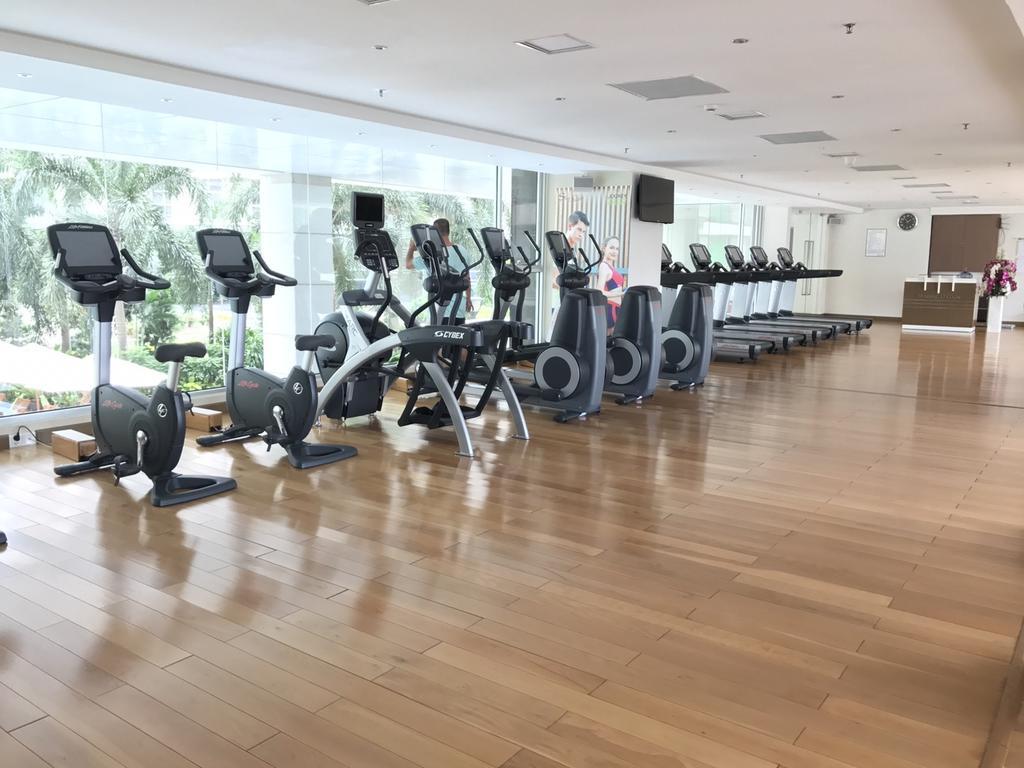 Bluesky Serviced Airport Plaza Apartment *