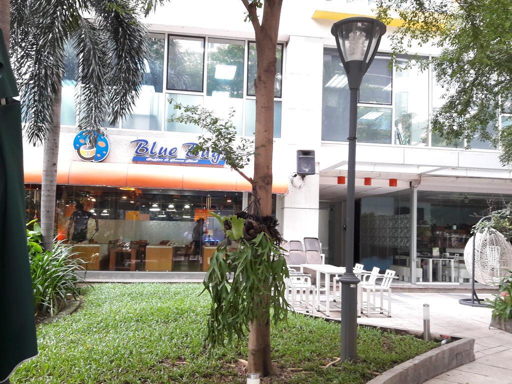 Apartment Bluesky Serviced Airport Plaza Ho Chi Minh City