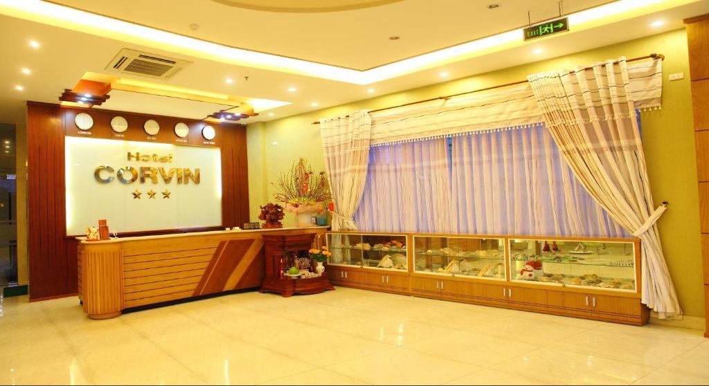 Khách sạn Corvin 3*
