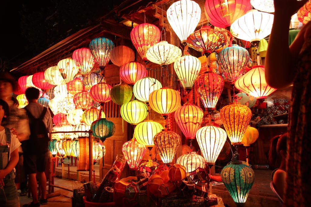 Nhà Dân Flame Flowers Ở trọ Hội An