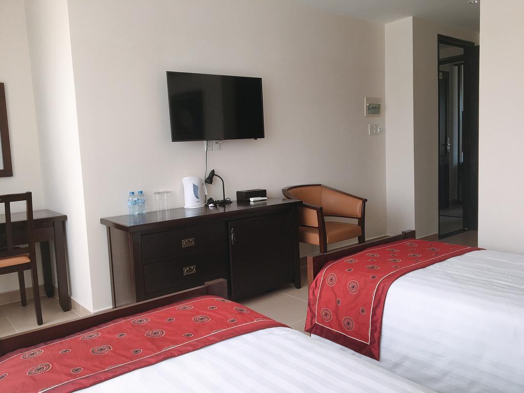 Kosmos 3* Phu Quoc