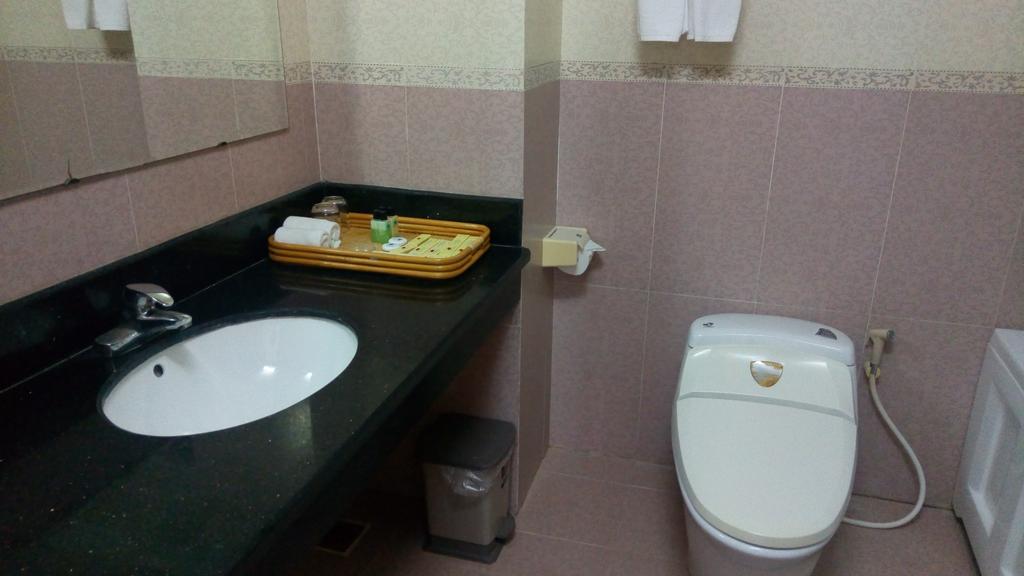 Hung Long Harbour Cat Ba 3* Dong Khe Sau