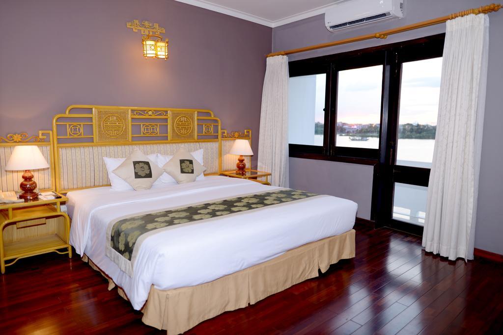 Resort Huong Giang & 4*
