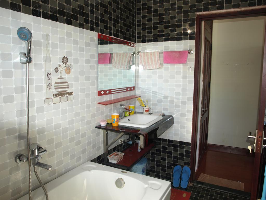 Du Lich Huy Hoang Homestay
