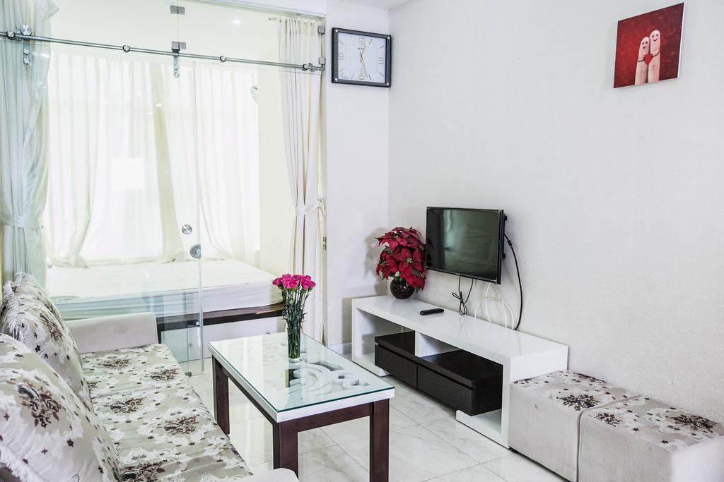 Seaside Apartment *