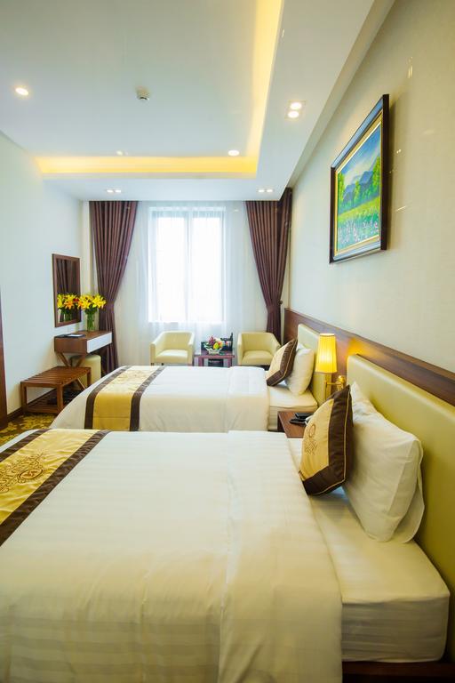 Grand Hotel Hotel 3*