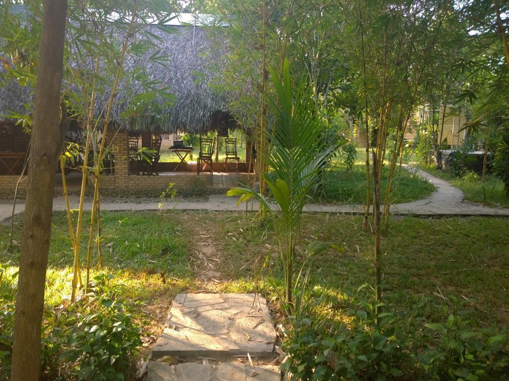 Resort Bamboo Cat Tien