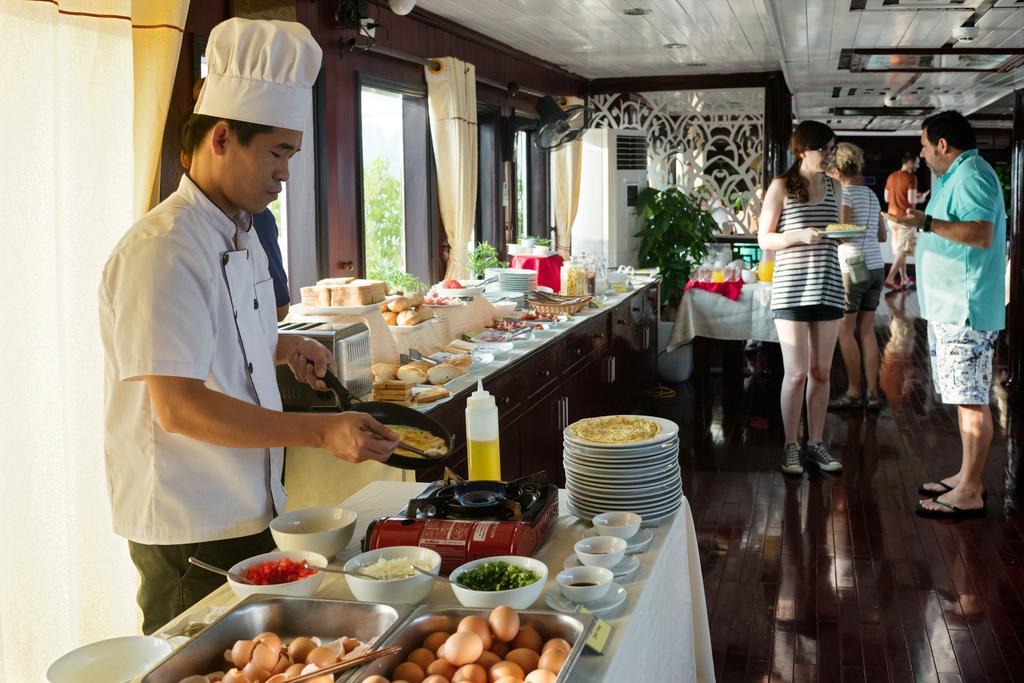  Du Thuyền Paloma Cruise Hạ Long