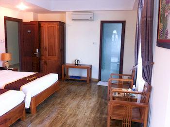 Orchid Hotel 3*