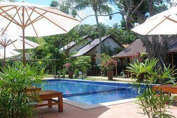 La Resort, Resort