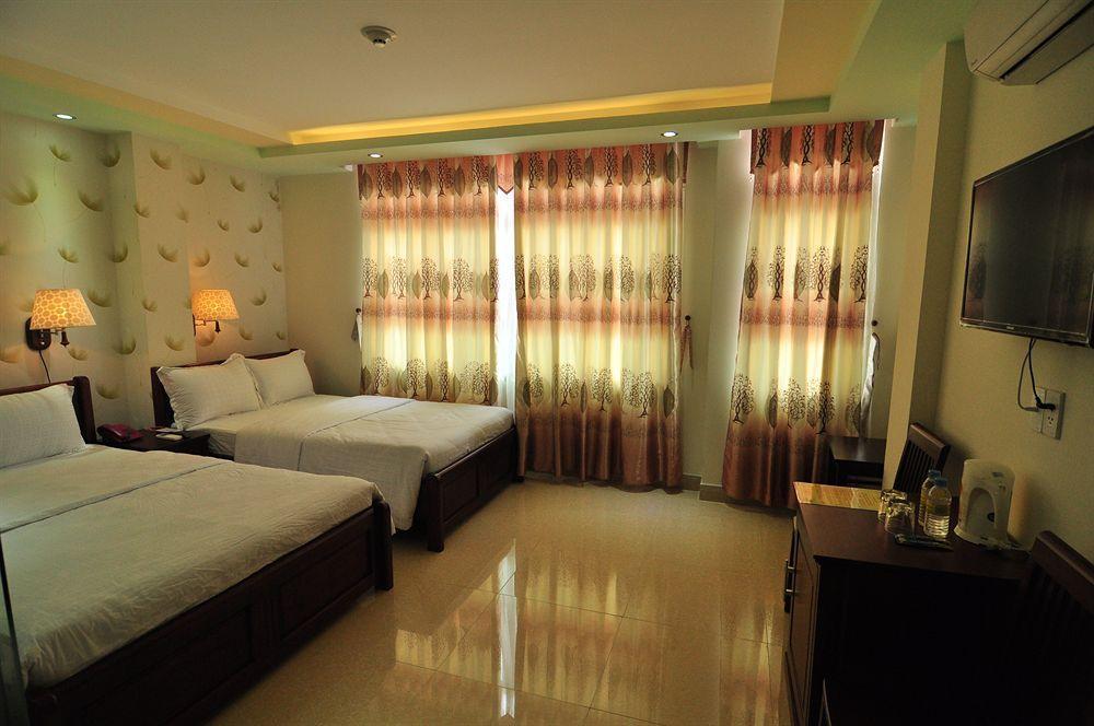 Red Rosemallow Hotel Da Nang