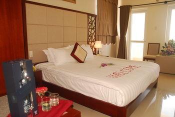 Ban Thach Riverside & Hotel 4*
