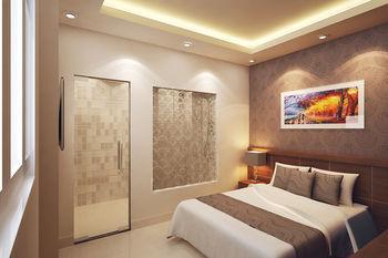 Azura Hotel 3*