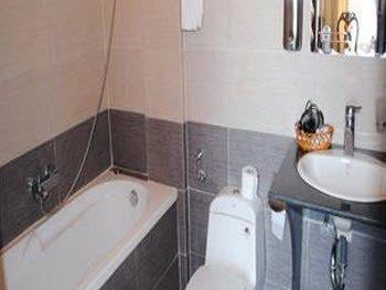 Hotel Thai Binh Ii 2*