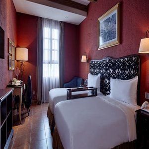 Mercure Banahills French Village 4*