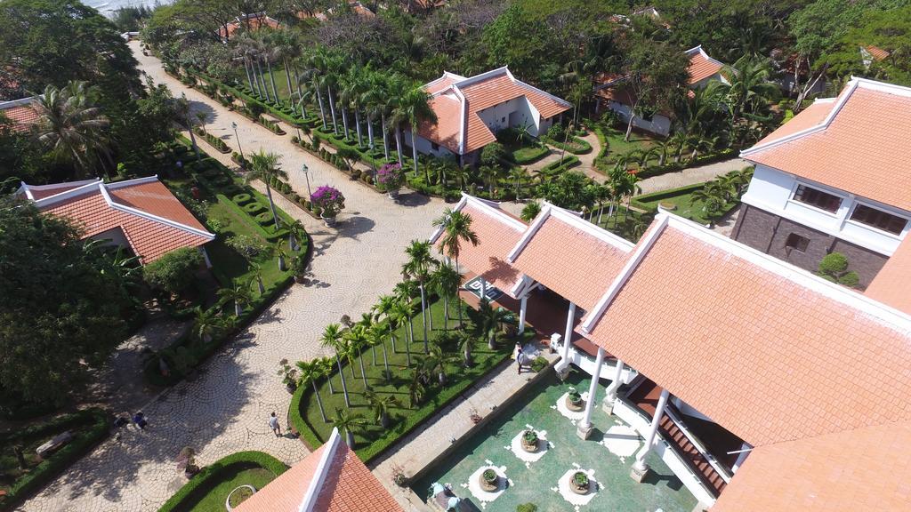 Resort Long Hai Beach 4*