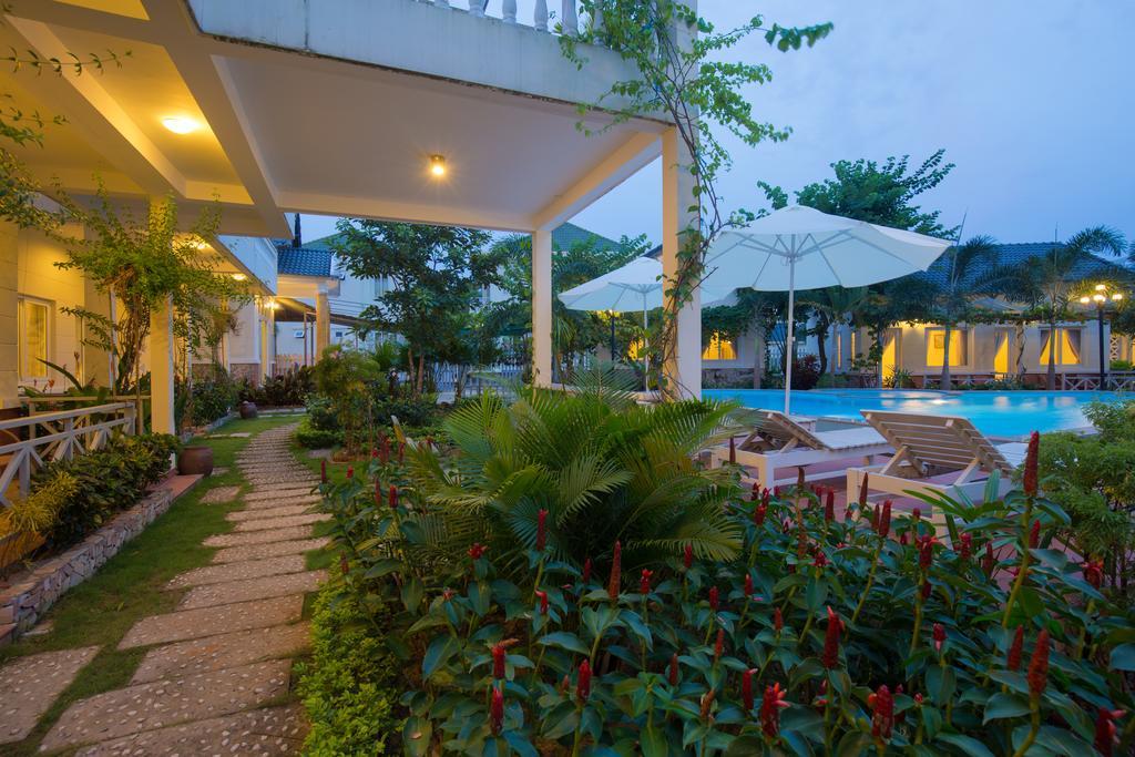 Blue Paradise Resort