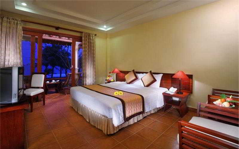 White Doclet & Nha Trang Resort Ninh Hoa