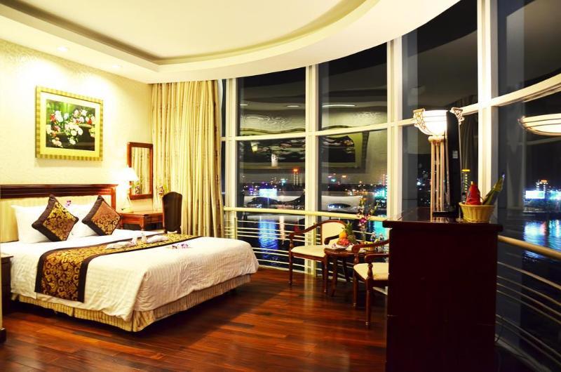 Sun River Hotel 3*