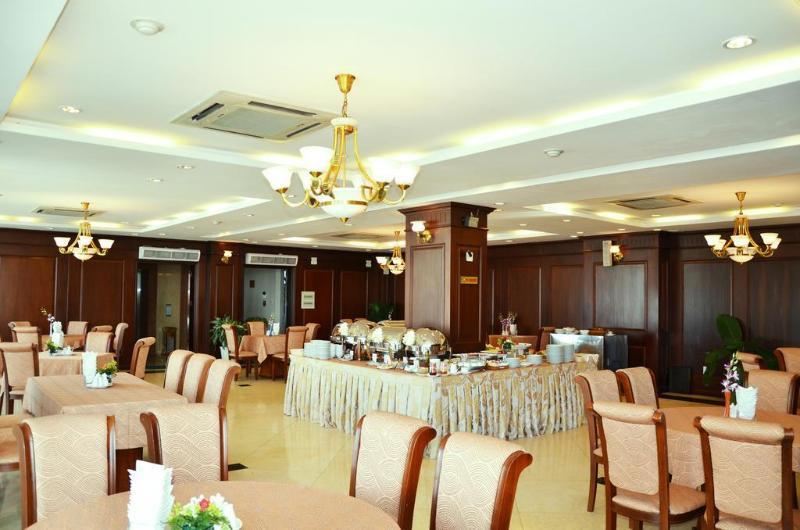Hotel Sun River 3*