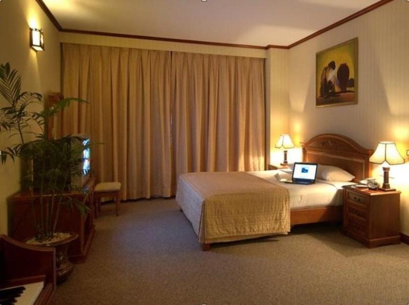 Mithrin Halong Hotel 4*