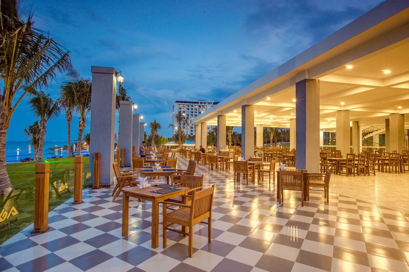 Golden Peak & Spa Resort Nha Trang