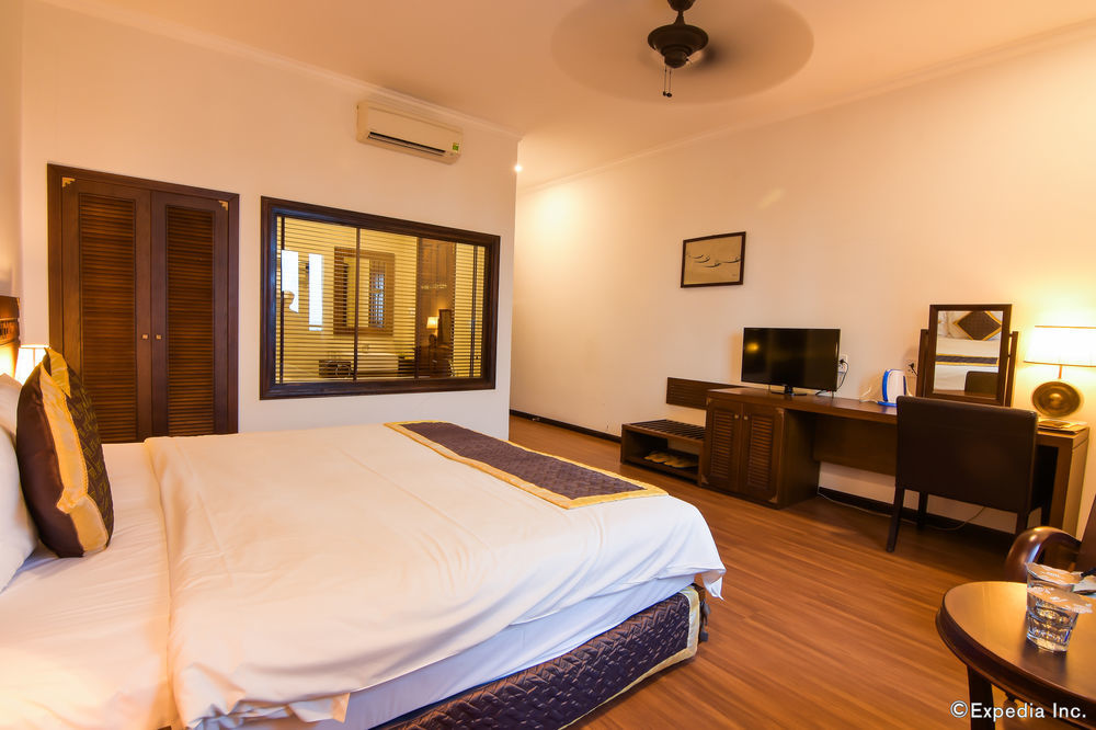 Chu Hotel