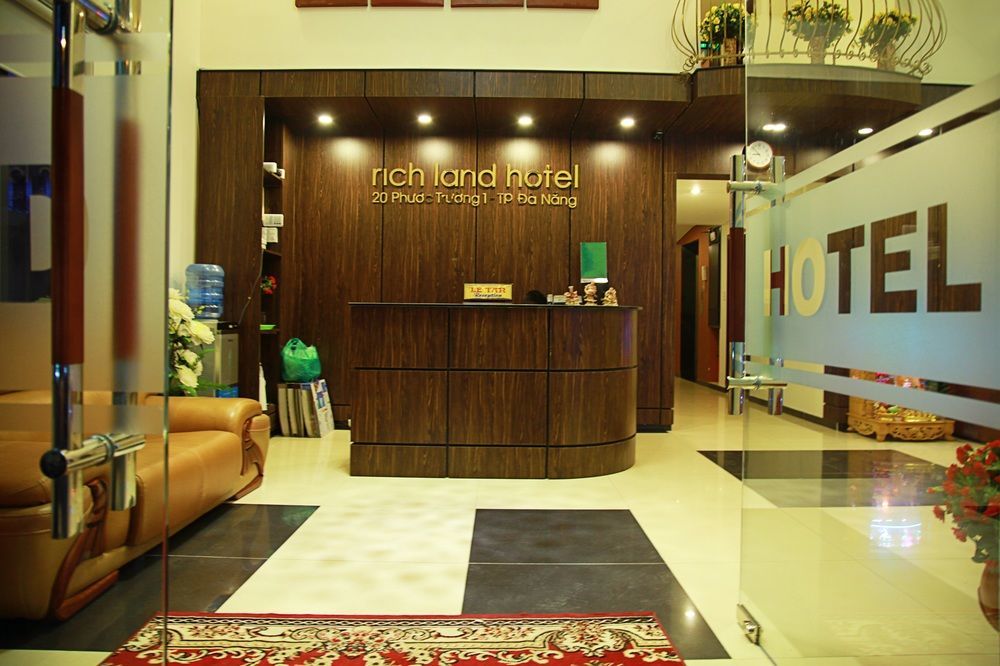 Rich Land Hotel 2*
