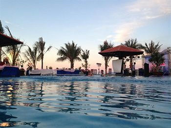 Stork Village Lang Co 3*