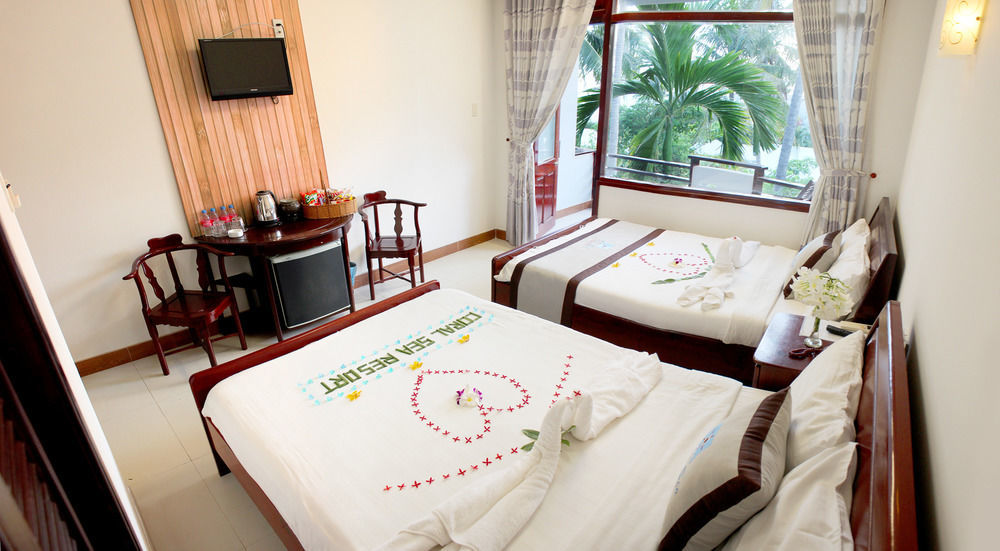 Coral Sea Hotel
