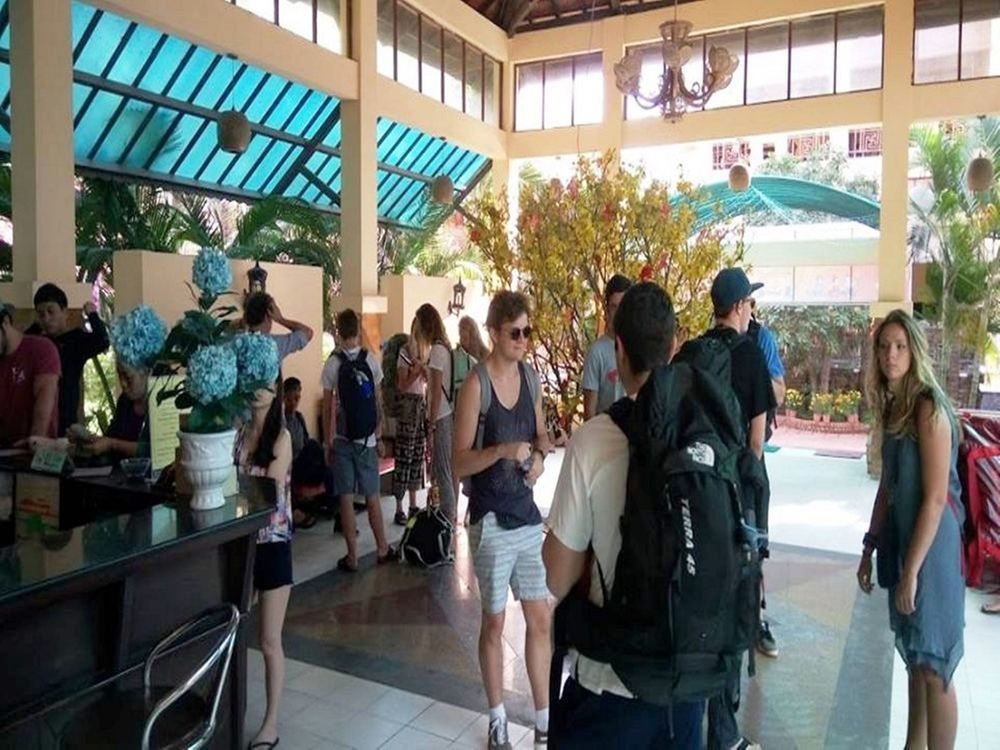 Hon Rom Central Beach Resort 3*
