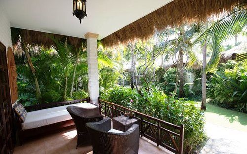 Cham Villa *