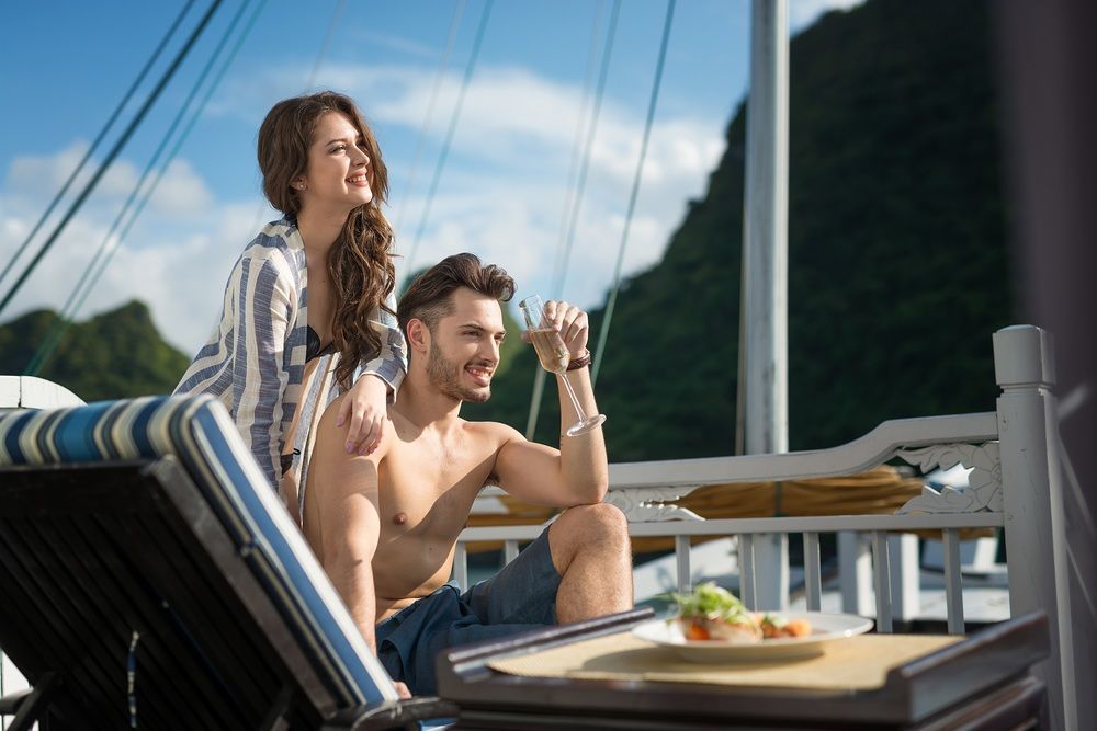Paradise Elegance Cruise Halong