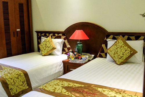 Khách sạn ánh Sao